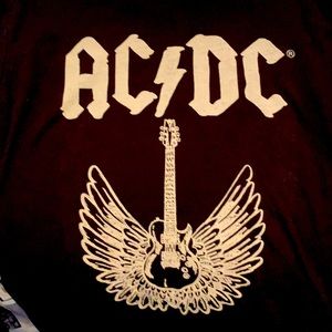 Zara kids long sleeve AC/DC 👕